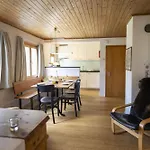 Chasa Arquint Lägenhet Sent