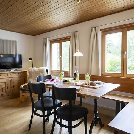 Chasa Arquint Apartment *