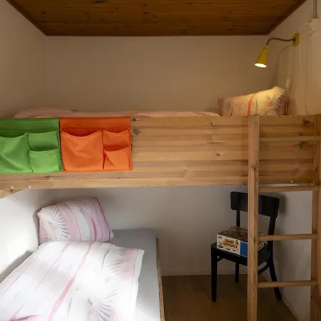Chasa Arquint Apartment *