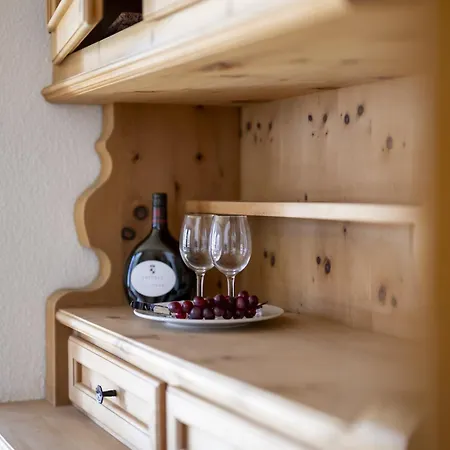 Chasa Arquint Apartment *