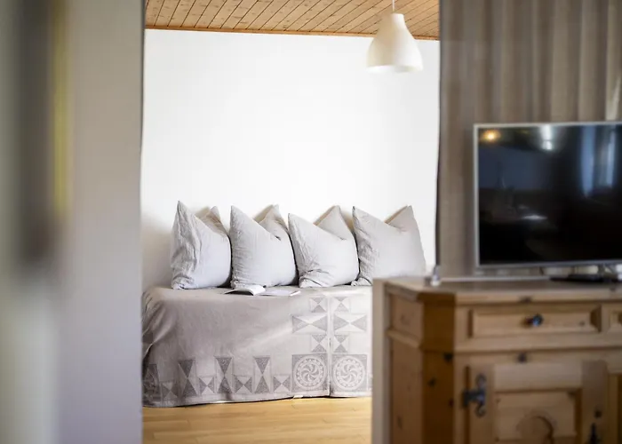 Chasa Arquint Апартаменты Зент