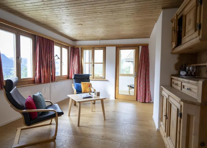 Chasa Arquint Апартаменты